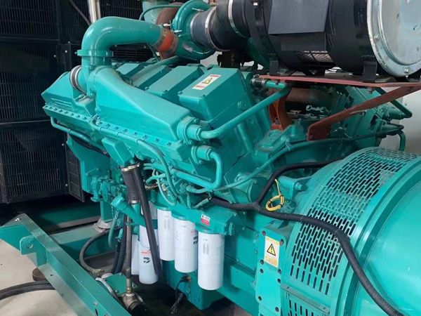 化德更换100kW柴油发电机组机油时，需要注意哪些事项？